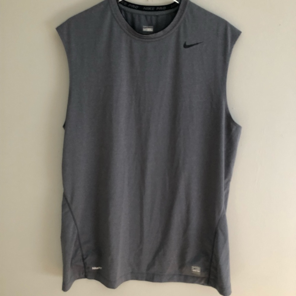 NIKE PRO XXL Cool Gray XXL Swoosh Graphic